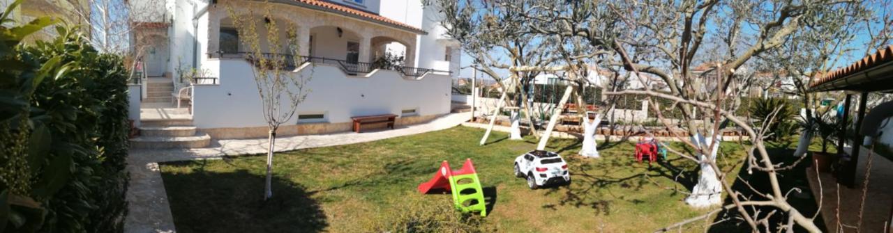 Apartments Tina Pula Ngoại thất bức ảnh